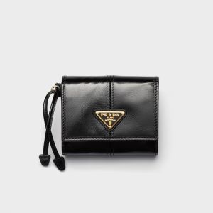 Prada 1MH043 Small Wallet in Leather Black